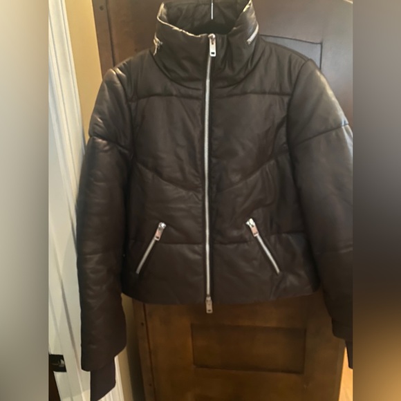 LIKE NEW! WALTER BAKER Edwina Jacket. 100% Lambskin Leather. Retails $750 - Picture 11 of 16